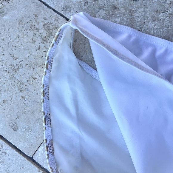 Victoria's Secret White Bikini Bottom - Picture 5 of 5